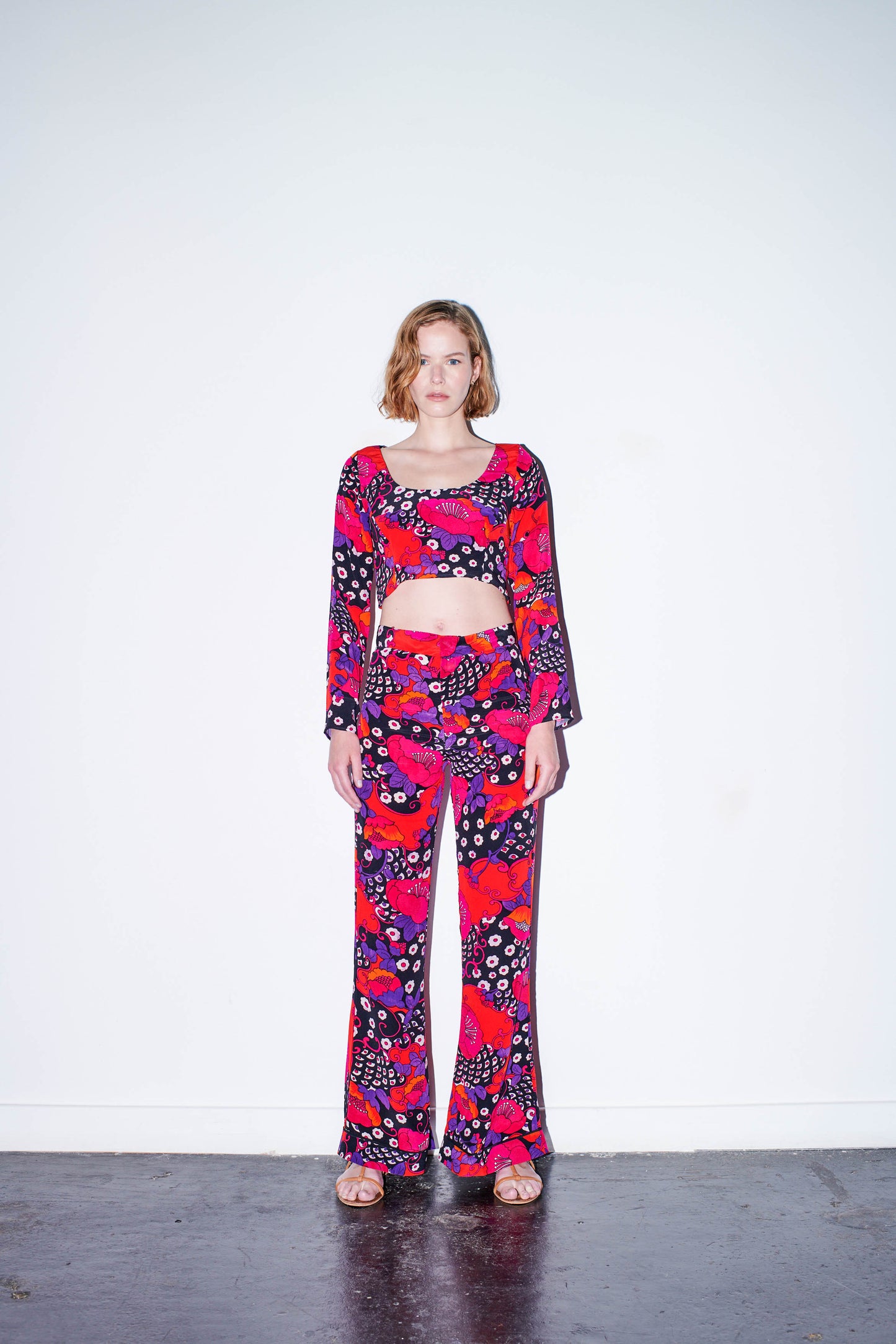 TUCANA Low Waist Pant Koi Flower Power Print